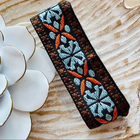 Boho Embroidered Mayan Style Adjustable Friendship Bracelet NWT - Picture 4 of 13